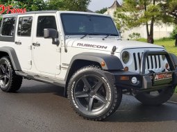 Jual cepat mobil Jeep Wrangler Rubicon Sport 3.6 2012 di DKI Jakarta 9