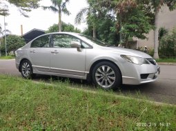 Jual mobil Honda Civic 1.8 i-VTEC 2010 murah di Jawa Barat  7