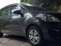 Jual mobil bekas murah Suzuki Ertiga Diesel Hybrid 2017 di Jawa Timur 8