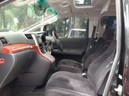 Dijual Mobil Toyota Vellfire Z 2010 di Tangerang Selatan 7