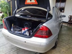 Jual mobil Mercedes-Benz C-Class C 240 2005 bekas, DKI Jakarta 13