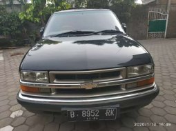 Jual Chevrolet Blazer DOHC LT 2000 harga murah di Jawa Barat 2