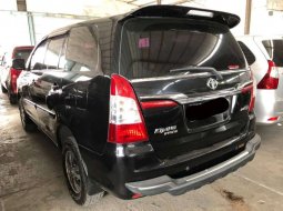 Mobil Toyota Kijang Innova 2015 2.0 G dijual, Sumatra Utara 4