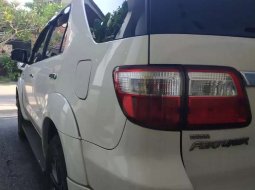 Dijual mobil bekas Toyota Fortuner G TRD, Bali  1