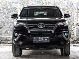 DKI Jakarta, Dijual mobil Toyota Fortuner VRZ 2019 terbaik  7