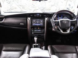 DKI Jakarta, Dijual mobil Toyota Fortuner VRZ 2019 terbaik  3