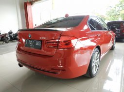 Jual mobil BMW 3 Series 320i AT 2016 terawat di Jawa Barat  3