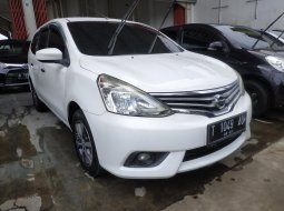 Jual mobil Nissan Grand Livina SV AT 2016 di Jawa Barat  5