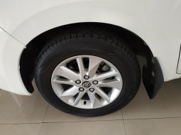 Jual mobil Toyota Kijang Innova 2.0 G AT 2017 bekas, Jawa Barat 7