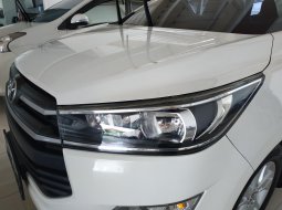 Jual mobil Toyota Kijang Innova 2.0 G AT 2017 bekas, Jawa Barat 6