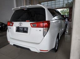 Jual mobil Toyota Kijang Innova 2.0 G AT 2017 bekas, Jawa Barat 4