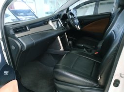 Jual mobil Toyota Kijang Innova 2.0 G AT 2017 bekas, Jawa Barat 1