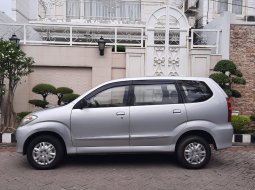 Jawa Timur, Dijual mobil Daihatsu Xenia Xi Deluxe 2011 bekas  6