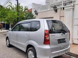 Jawa Timur, Dijual mobil Daihatsu Xenia Xi Deluxe 2011 bekas  5