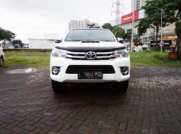 Jual mobil Toyota Hilux G Double Cabin 2015 harga murah di Jawa Timur 8