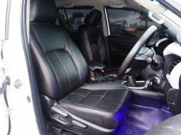 Jual mobil Toyota Hilux G Double Cabin 2015 harga murah di Jawa Timur 3