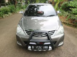 DKI Jakarta, Toyota Kijang Innova V 2011 kondisi terawat 12