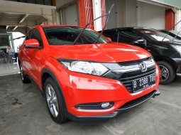 Jual cepat mobil Honda HR-V E AT 2017 di Jawa Barat  1