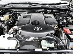 Jual cepat mobil Toyota Fortuner VRZ 2019 di DKI Jakarta 6