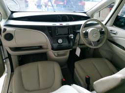 Dijual mobil Mazda Biante 2.0 SKYACTIV A/T 2015 murah di Jawa Barat 9