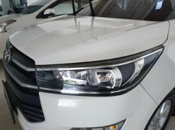 Jual mobil Toyota Kijang Innova 2.0 G AT 2017 murah di Jawa Barat 6