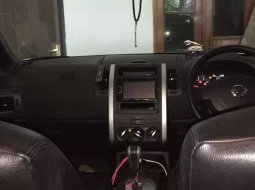 Mobil Nissan X-Trail 2000 dijual, DKI Jakarta 3