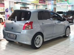 Dijual mobil bekas Toyota Yaris J, Jawa Timur  8
