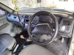 Dijual mobil bekas Toyota Kijang LGX, Bali  1