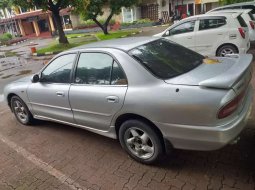 Jual mobil bekas murah Mitsubishi Galant 2.0 Manual 1994 di DKI Jakarta 3