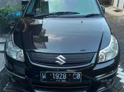 Jual mobil bekas murah Suzuki SX4 X-Over 2010 di Jawa Timur 1