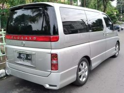 Dijual mobil bekas Nissan Elgrand Highway Star, Jawa Barat  3