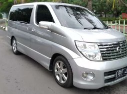 Dijual mobil bekas Nissan Elgrand Highway Star, Jawa Barat  2