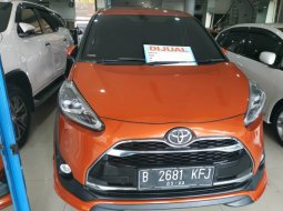 Jual Cepat Mobil Toyota Sienta Q 2016 di Jawa Tengah 8