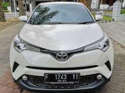 Mobil Toyota C-HR 2018 dijual, Jawa Timur 6