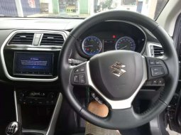 Jual Suzuki SX4 S-Cross 2017 harga murah di Jawa Timur 4