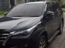 Mobil Toyota Kijang Innova 2016 2.4G terbaik di DIY Yogyakarta 3