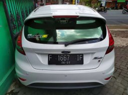 Ford Fiesta 2013 Jawa Tengah dijual dengan harga termurah 8