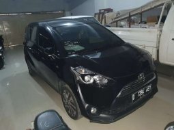 Jual mobil bekas murah Toyota Sienta V 2016 di Sulawesi Selatan 5