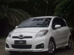 Jual cepat Toyota Yaris TRD Sportivo 2013 di Jawa Tengah 4