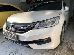 Jual mobil bekas murah Honda Accord 2.4 VTi-L 2016 di DKI Jakarta 3