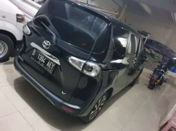 Jual mobil bekas murah Toyota Sienta V 2016 di Sulawesi Selatan 1