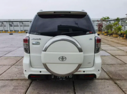 Dijual Mobil Toyota Rush S 2012 di DKI Jakarta 3