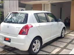 Mobil Suzuki Swift 2010 ST dijual, Jawa Barat 4