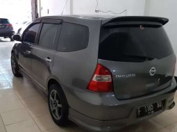 Jual Nissan Grand Livina Highway Star 2010 harga murah di Kalimantan Selatan 8