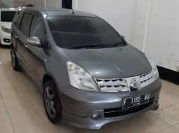 Jual Nissan Grand Livina Highway Star 2010 harga murah di Kalimantan Selatan 6