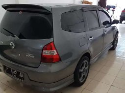 Jual Nissan Grand Livina Highway Star 2010 harga murah di Kalimantan Selatan 5