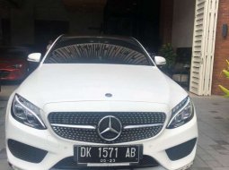 Mobil Mercedes-Benz C-Class 2019 C 300 dijual, Bali 3