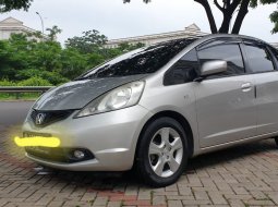 Dijual Mobil Honda Jazz 1.5 NA 2009 di DKI Jakarta 5