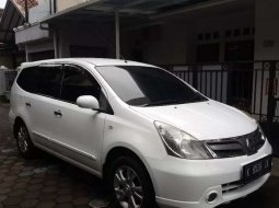 Mobil Nissan Grand Livina 2012 XV dijual, Jawa Tengah 4