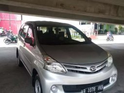 Jawa Tengah, jual mobil Daihatsu Xenia 2014 dengan harga terjangkau 3